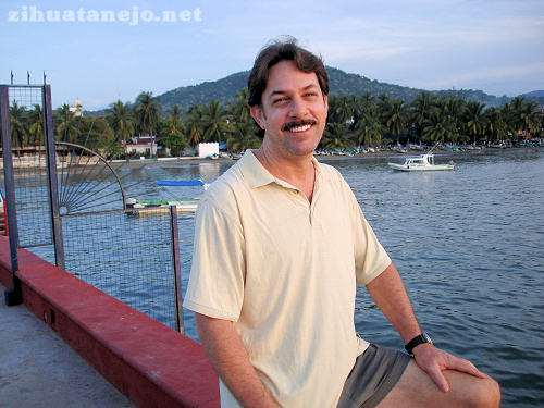 Disfrutando la mañana en el muelle municipal Disfrutando la mañana en el muelle municipal